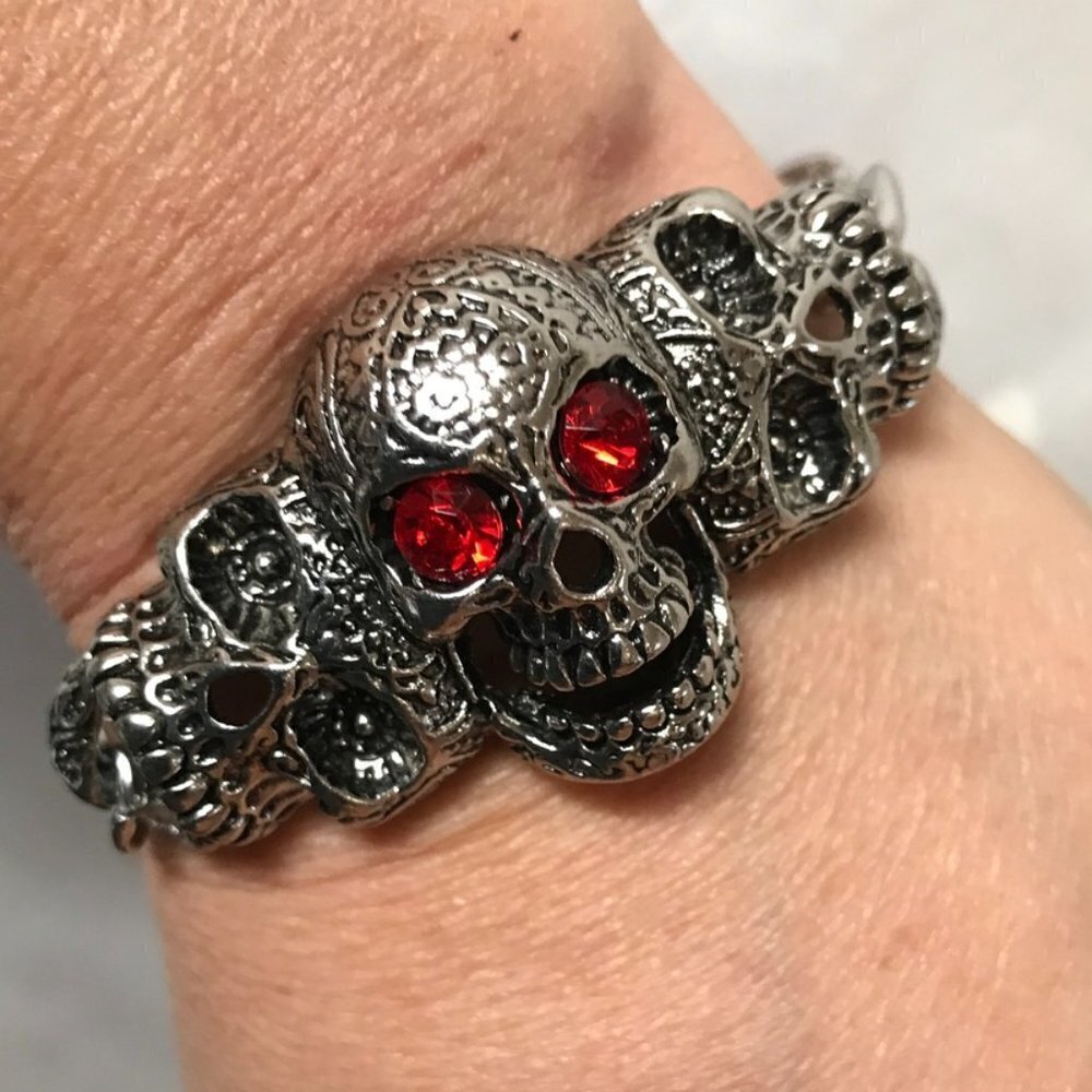 COPY - Skull  Bracelet Mens Biker Silver Rock Goth Moto Gothic Motorcycle Hallo… - Picture 2 of 6